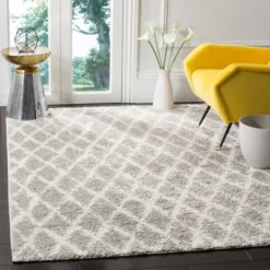 Larkspur Loomed Rug - Safavieh