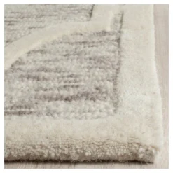 Davos Geometric Tufted Area Rug - Safavieh