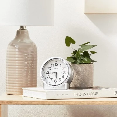 Seiko 5" Everett Alarm Clock, Silver - Image 3