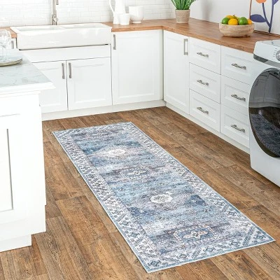 NuLOOM Eva Machine Washable Vintage Faded Medallion Area Rug