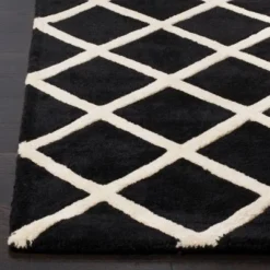 Christy Geometric Tufted Area Rug - Safavieh