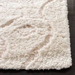 Tisha Shapes Loomed Rug - Safavieh