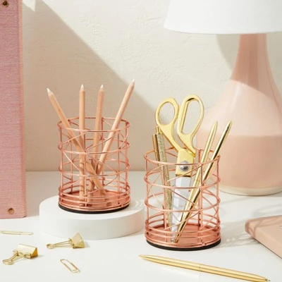 Juvale 2 Pack Rose Gold Pen Holder, Metal Wire Pink Pencil Holder For Desk, Office And School Supplies, Makeup Brush Organizer For Vanity, 3.6 X 4 In - Image 3