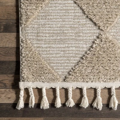 NuLOOM Marissa High/Low Diamond Tassel Area Rug - Image 4