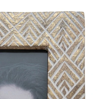 5x7 Inches Brass Wood & Glass Photo Frame - Foreside Home & Garden - Image 4
